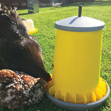 Bainbridge Supreme Plastic Poultry Feeder 5kg